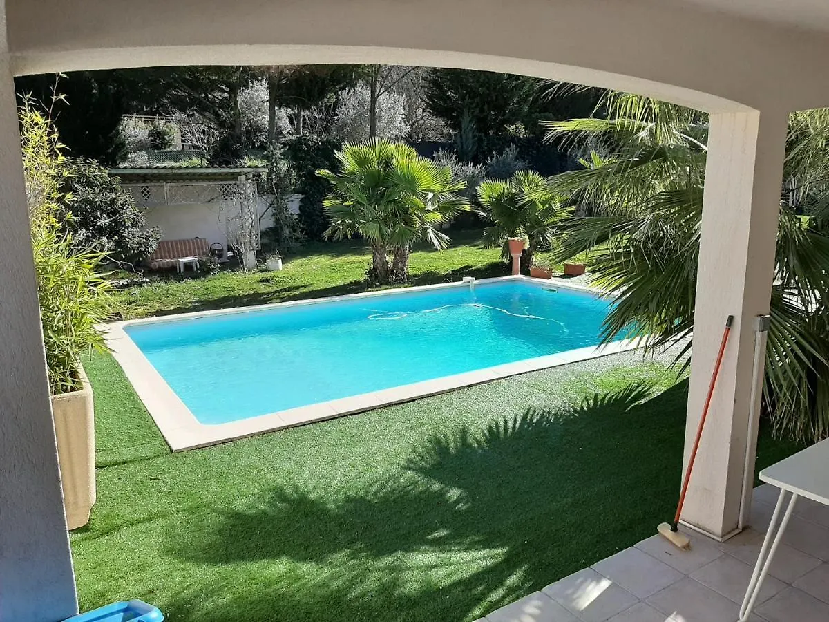 Villa Chrisalb 1 Aix-en-Provence 0*,  France