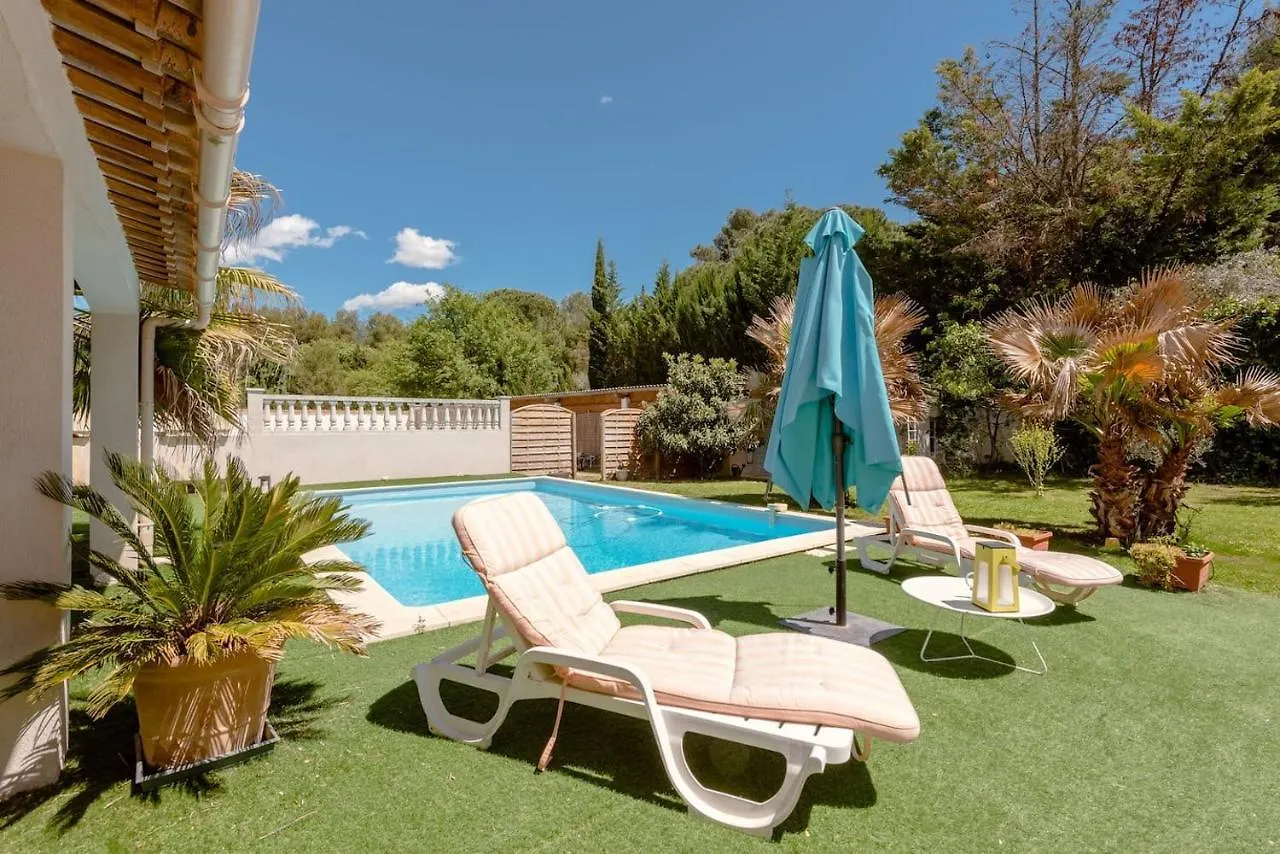 Villa Chrisalb 1 Aix-en-Provence 0*,  France